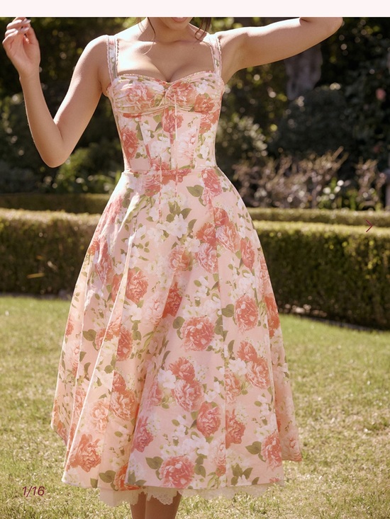 House of CB Dresses & Skirts - House of CB Pink Rose-Print Midi Dress